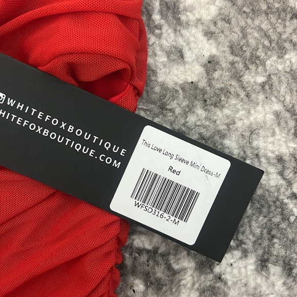 This love longsleeve mini dress - Picture 3 of 4